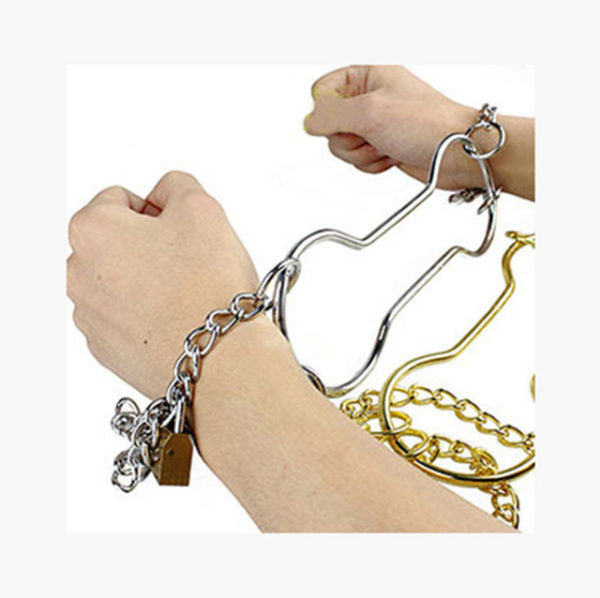 CHAIN HAND CUFF MAGIC TRICK (STEEL)