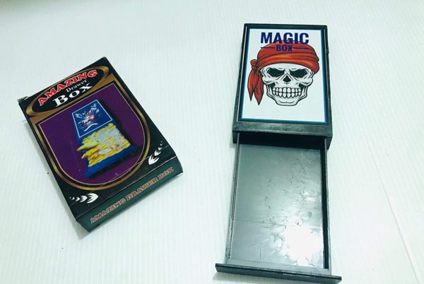 AMAZING DRAWER BOX MAGIC / CIGARETTE DRAWER BOX