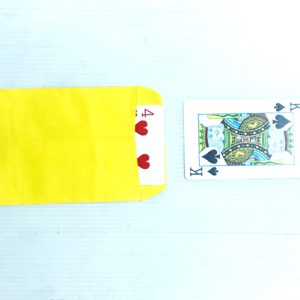 JUMPING CARD MAGIC
