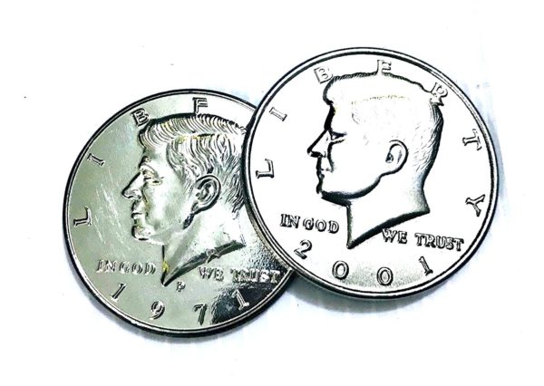 SHELL COIN MAGIC TRICK (METAL) / HALF DOLLAR SHELL COIN MAGIC