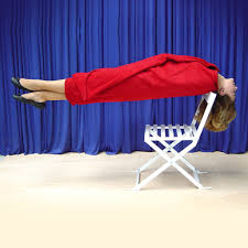 CHAIR SUSPENTION / FLOATING ON CHAIR ILLUSION