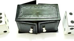 DIE BOX SUCKER PLASTIC MAGIC / DICE BOX MAGIC
