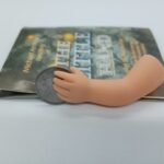 THE LITTLE HAND MAGIC / COIN CATCHING HAND MAGIC - Image 7