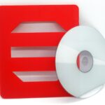 DISAPPEARING & REAPPEARING CD MAGIC TRICK - Image 6